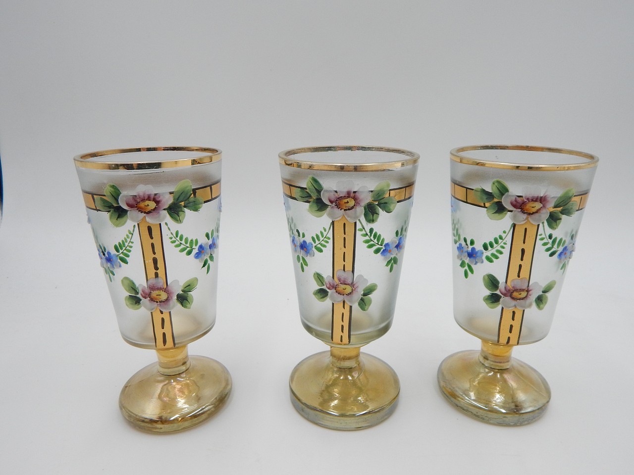 Sklenice grogovka - malované květy secese