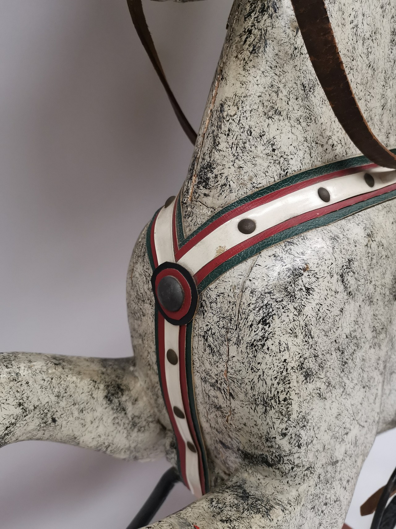 Velký dřevěný houpací kůň