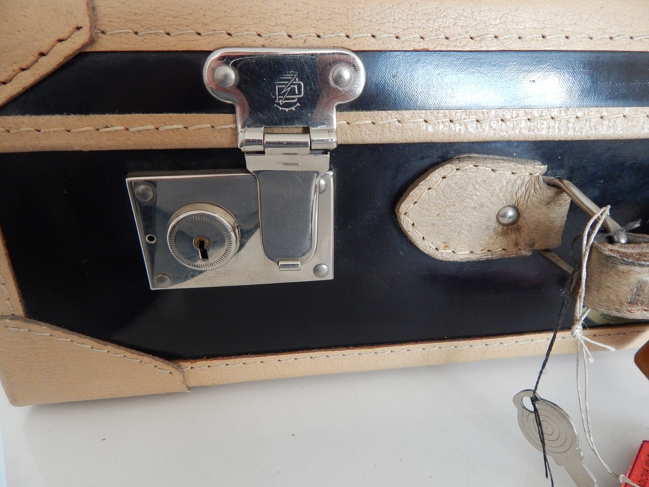 Cestovní kufr Kazeto