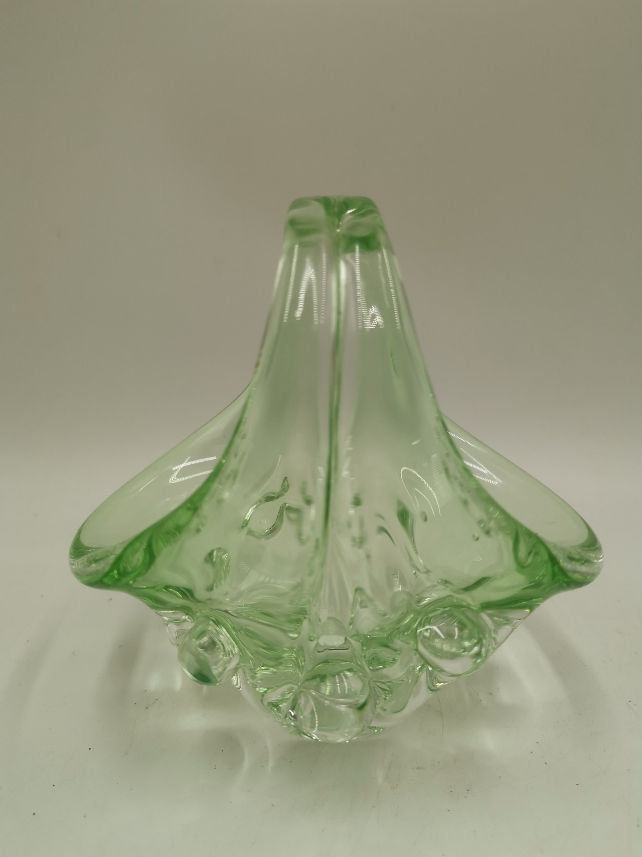 Košíček - hutní sklo